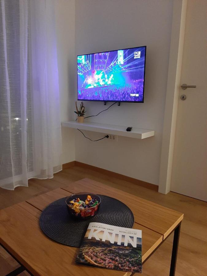 Apartman Stela Knin Dış mekan fotoğraf